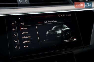 Внедорожник / Кроссовер Audi e-tron 2018 в 
