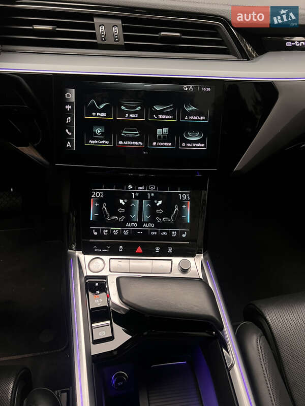 Позашляховик / Кросовер Audi e-tron 2019 в Львові