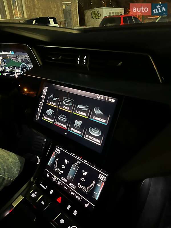 Внедорожник / Кроссовер Audi e-tron 2020 в Днепре