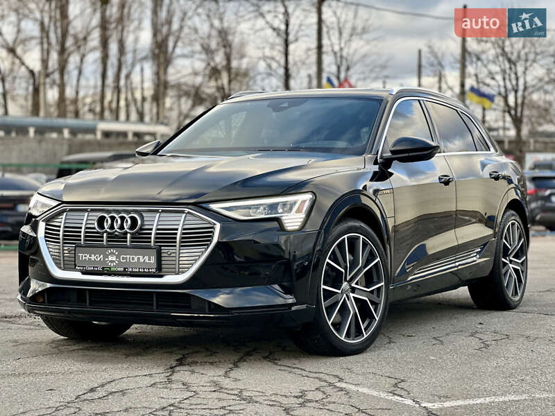 Позашляховик / Кросовер Audi e-tron 2019 в Києві