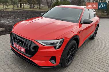 Внедорожник / Кроссовер Audi e-tron 2021 в Киеве