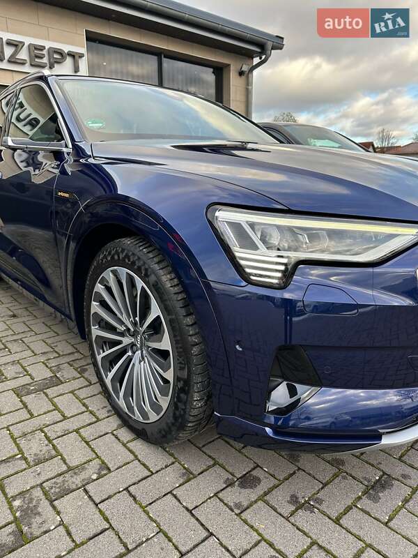 Позашляховик / Кросовер Audi e-tron 2019 в Ужгороді