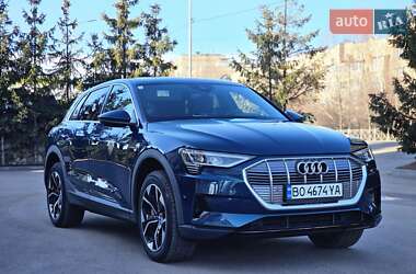 Позашляховик / Кросовер Audi e-tron 2021 в Тернополі