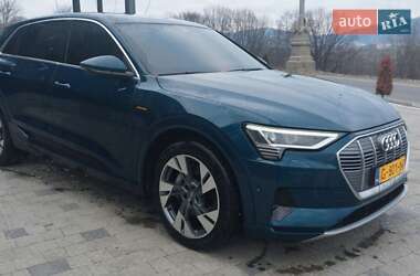 Позашляховик / Кросовер Audi e-tron 2019 в Тячеві