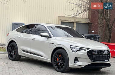 Внедорожник / Кроссовер Audi e-tron 2022 в Днепре