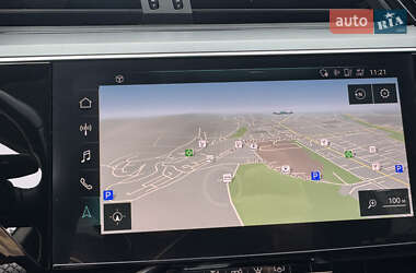 Внедорожник / Кроссовер Audi e-tron 2020 в 