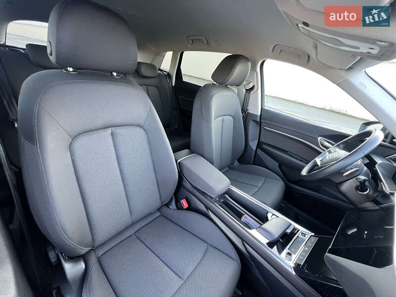 Внедорожник / Кроссовер Audi e-tron 2022 в Черновцах
