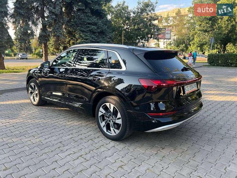 Внедорожник / Кроссовер Audi e-tron 2019 в Черновцах