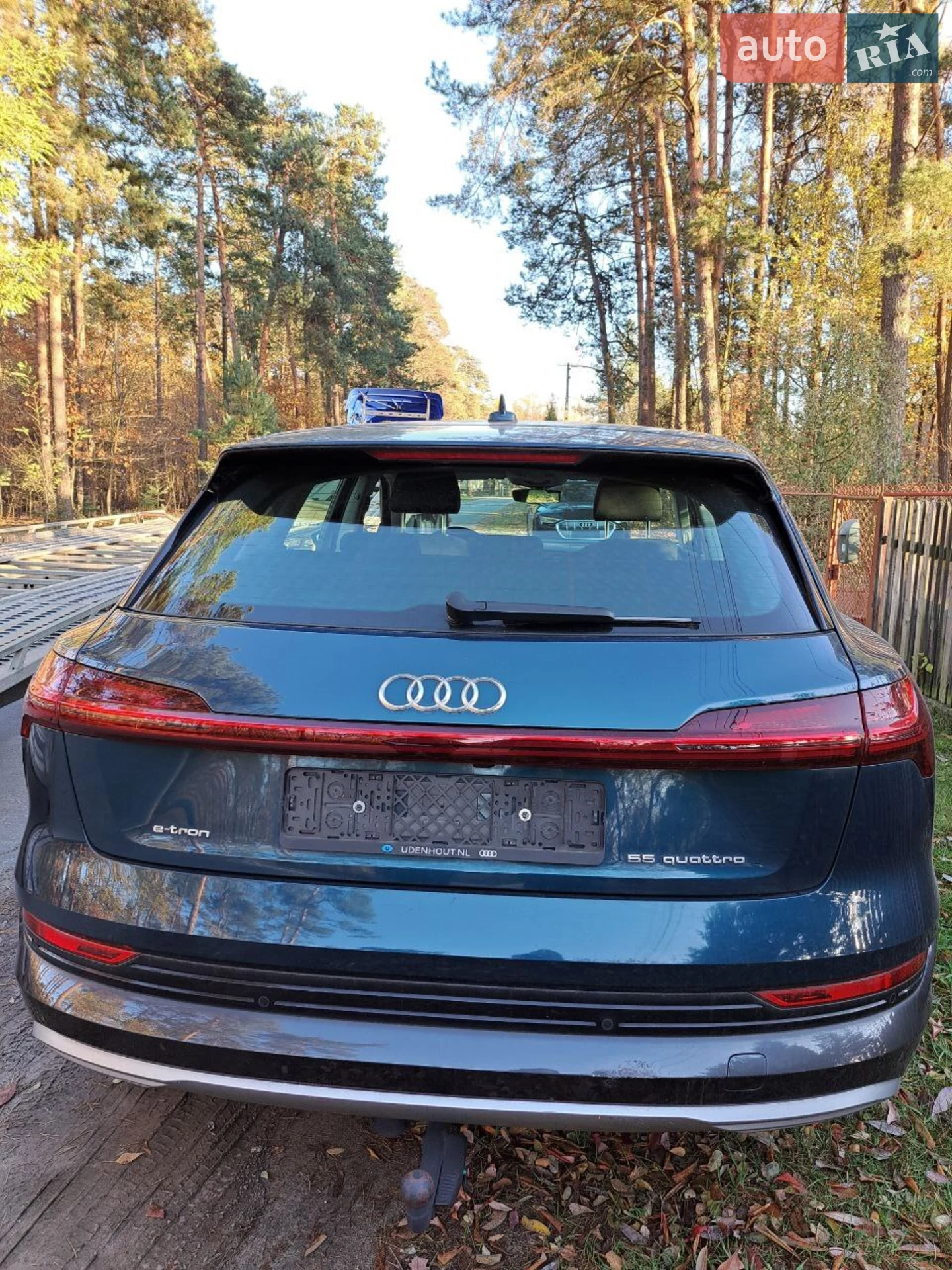 2019 Audi e-tron - мініатюра 2