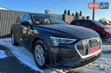 Позашляховик / Кросовер Audi e-tron 2020 в Вінниці