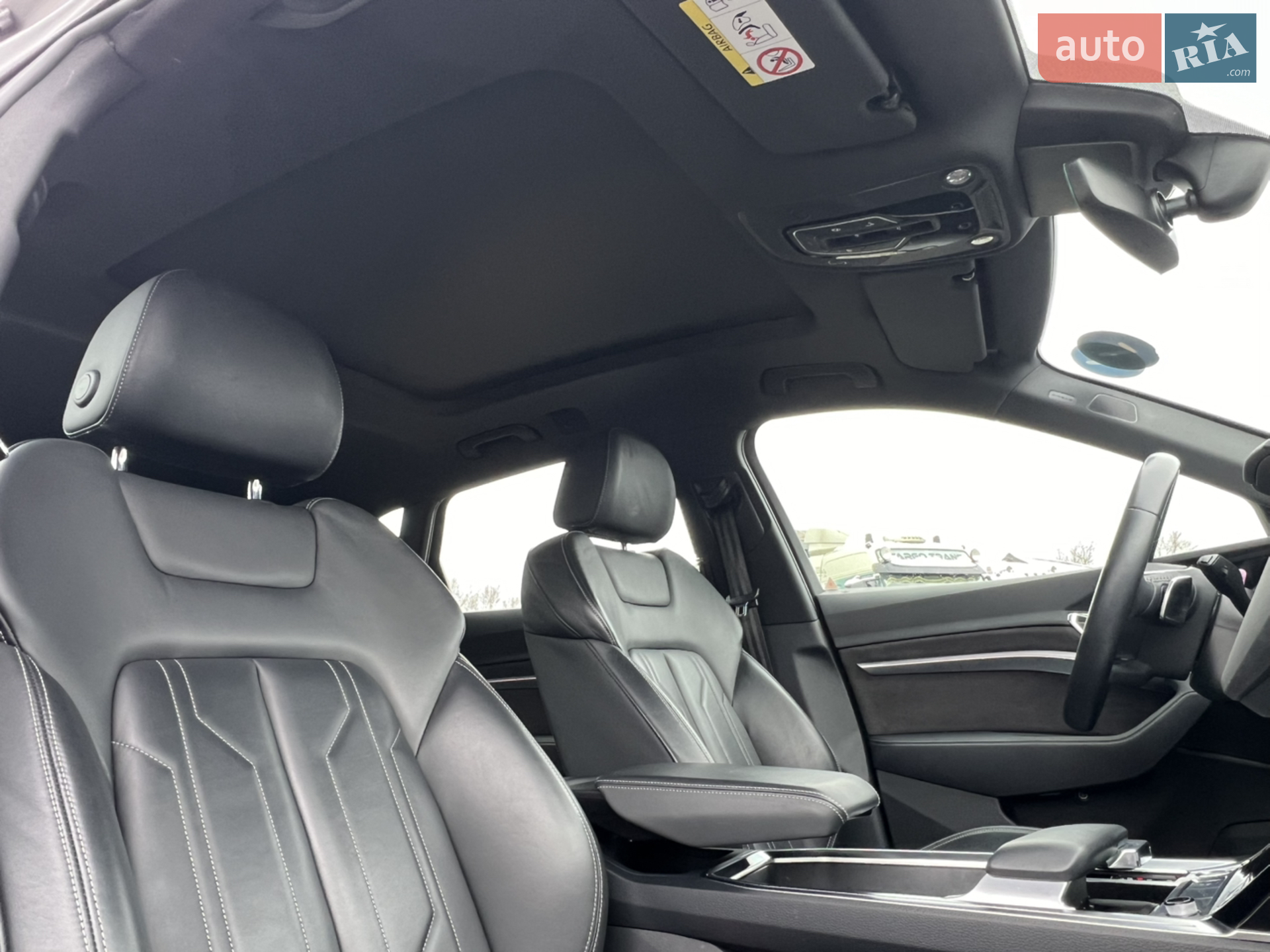 2019 Audi e-tron - мініатюра 20