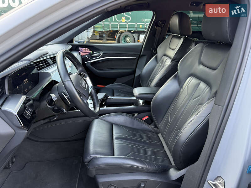 Внедорожник / Кроссовер Audi e-tron 2019 в Коломые