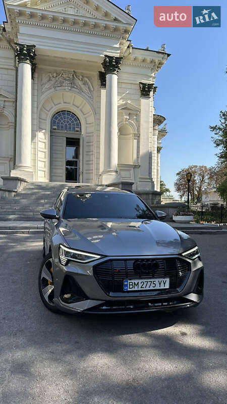 Внедорожник / Кроссовер Audi e-tron 2021 в Борисполе фото 36 Внедорожник / Кроссовер Audi e-tron 2021 в Борисполе