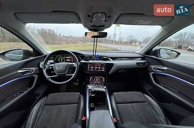 Внедорожник / Кроссовер Audi e-tron 2019 в 