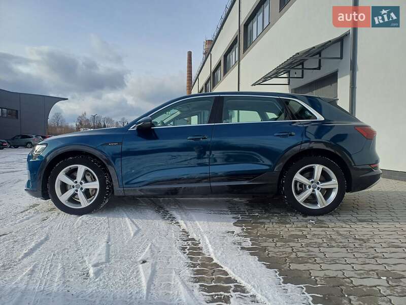Внедорожник / Кроссовер Audi e-tron 2019 в Львове