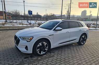 Позашляховик / Кросовер Audi e-tron 2022 в Львові