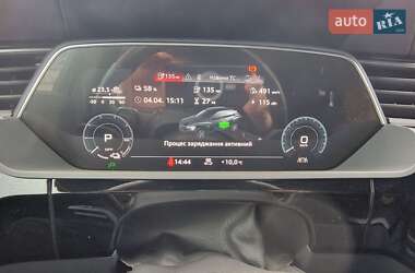 Внедорожник / Кроссовер Audi e-tron 2020 в 