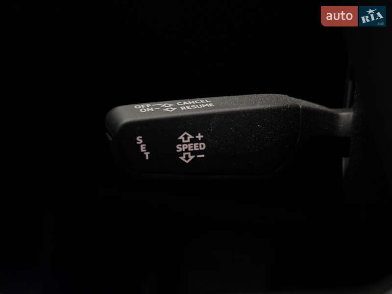 Позашляховик / Кросовер Audi e-tron 2019 в Києві