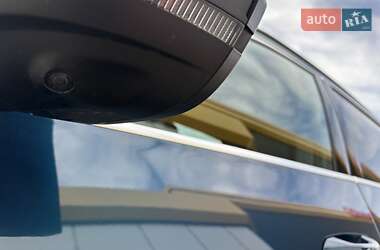 Внедорожник / Кроссовер Audi e-tron 2019 в 