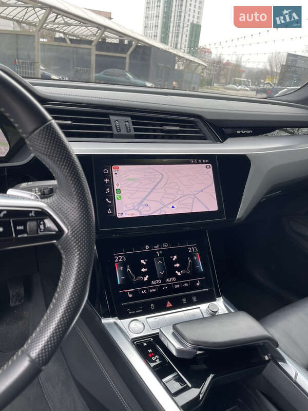 Позашляховик / Кросовер Audi e-tron 2019 в Дніпрі