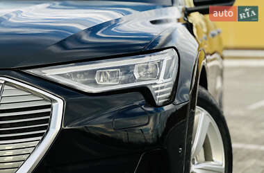 Позашляховик / Кросовер Audi e-tron 2019 в Львові