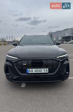 Позашляховик / Кросовер Audi e-tron 2021 в Києві