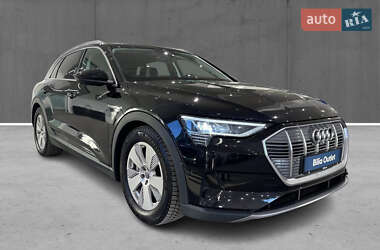 Внедорожник / Кроссовер Audi e-tron 2020 в 
