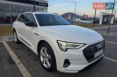 Позашляховик / Кросовер Audi e-tron 2020 в Мукачевому