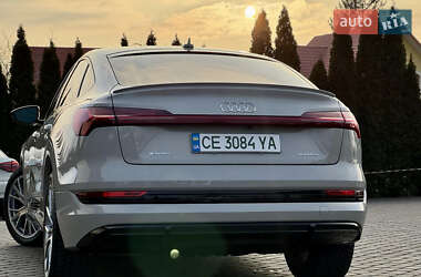 Позашляховик / Кросовер Audi e-tron 2020 в 