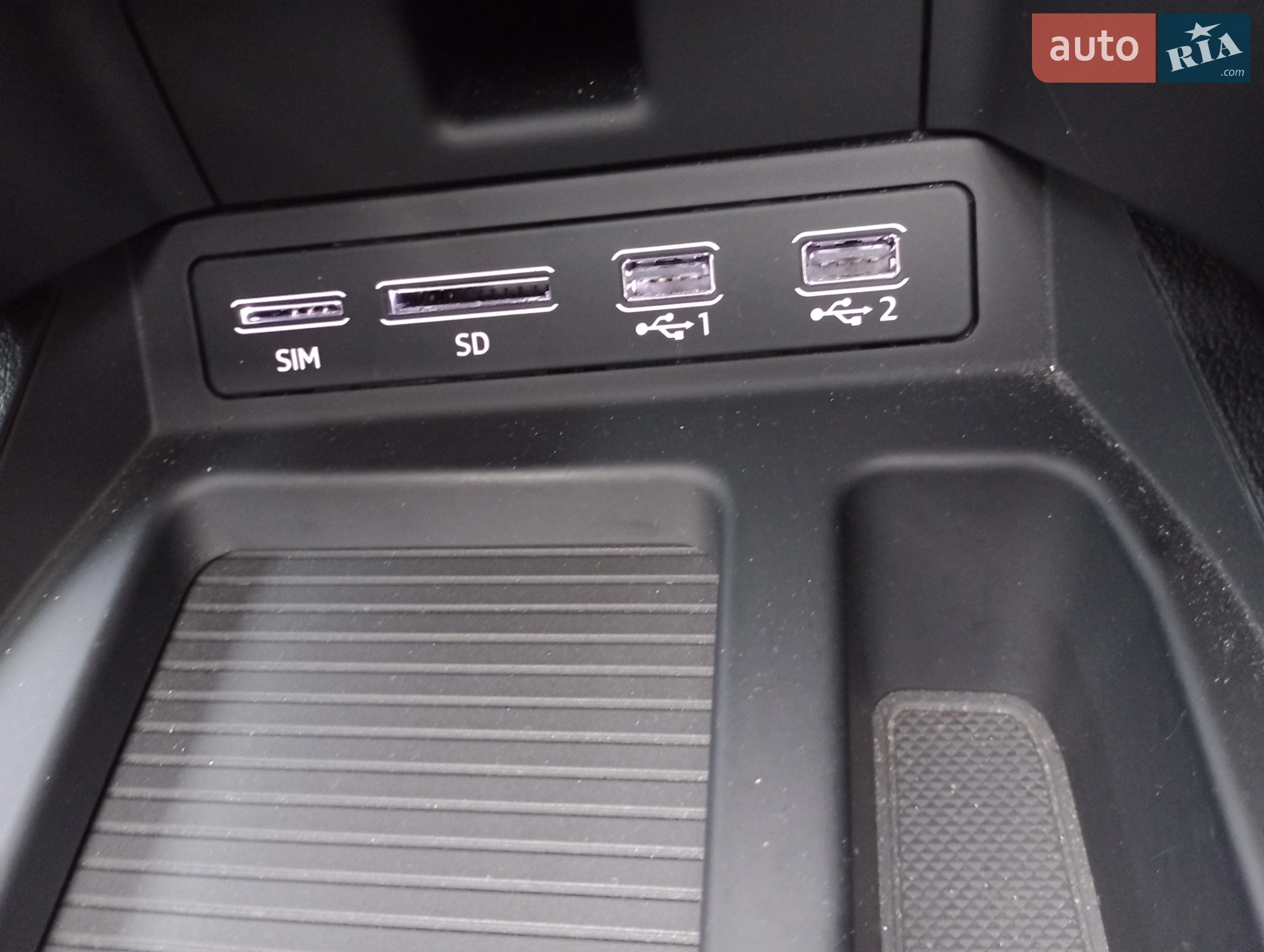 2019 Audi e-tron - мініатюра 8