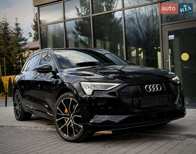 Позашляховик / Кросовер Audi e-tron 2018 в Львові фото 8 Позашляховик / Кросовер Audi e-tron 2018 в Львові