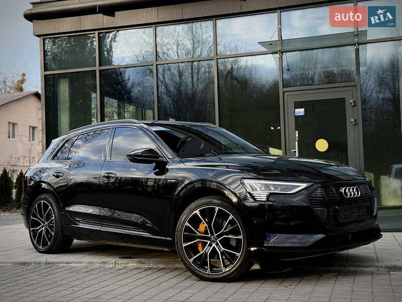 Позашляховик / Кросовер Audi e-tron 2018 в Львові фото 9 Позашляховик / Кросовер Audi e-tron 2018 в Львові