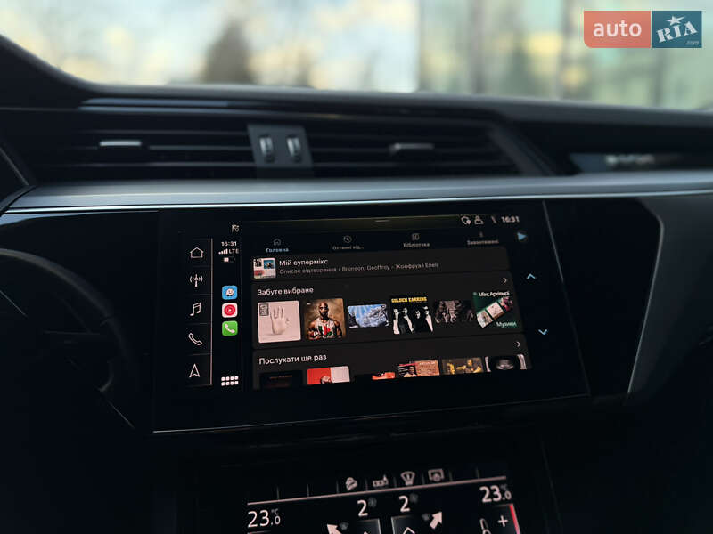 Позашляховик / Кросовер Audi e-tron 2018 в Львові фото 50 Позашляховик / Кросовер Audi e-tron 2018 в Львові