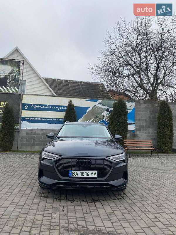 Внедорожник / Кроссовер Audi e-tron 2022 в Кропивницком фото 15 Внедорожник / Кроссовер Audi e-tron 2022 в Кропивницком