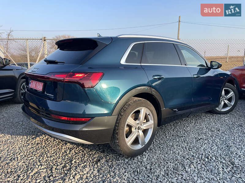 Позашляховик / Кросовер Audi e-tron 2021 в Львові