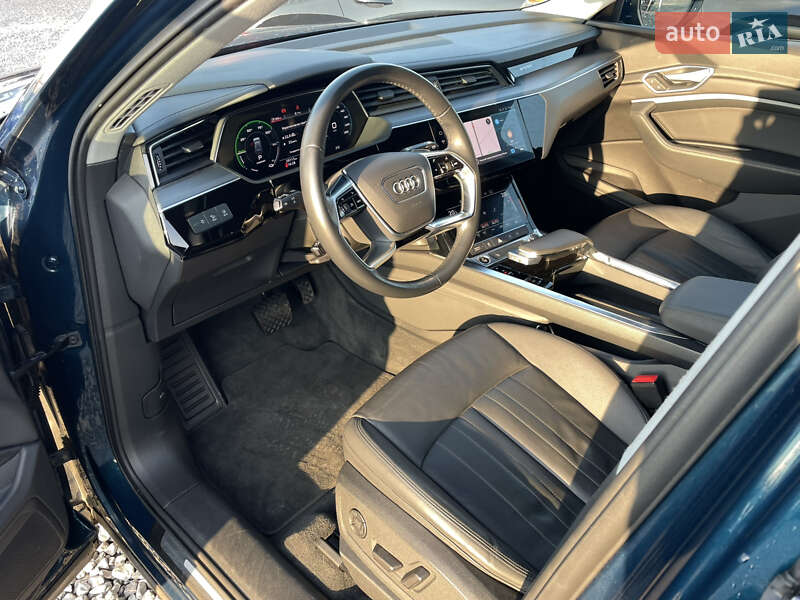 Позашляховик / Кросовер Audi e-tron 2021 в Львові