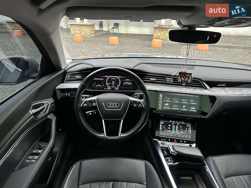 Внедорожник / Кроссовер Audi e-tron 2022 в Коломые