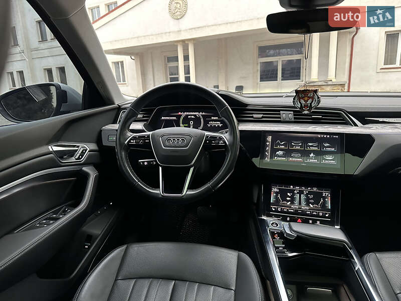 Внедорожник / Кроссовер Audi e-tron 2022 в Коломые