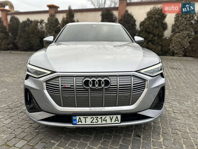 Внедорожник / Кроссовер Audi e-tron 2022 в Коломые