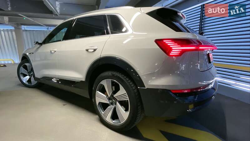 Внедорожник / Кроссовер Audi e-tron 2020 в Виннице фото 23 Внедорожник / Кроссовер Audi e-tron 2020 в Виннице