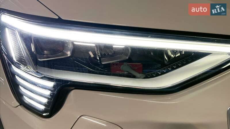 Внедорожник / Кроссовер Audi e-tron 2020 в Виннице фото 42 Внедорожник / Кроссовер Audi e-tron 2020 в Виннице