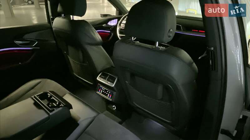 Внедорожник / Кроссовер Audi e-tron 2020 в Виннице фото 51 Внедорожник / Кроссовер Audi e-tron 2020 в Виннице