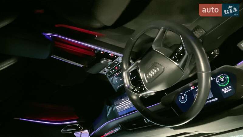 Внедорожник / Кроссовер Audi e-tron 2020 в Виннице фото 54 Внедорожник / Кроссовер Audi e-tron 2020 в Виннице