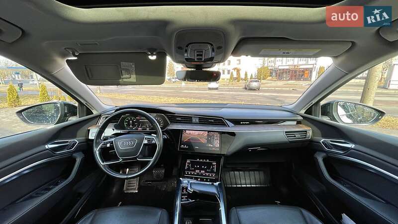 Внедорожник / Кроссовер Audi e-tron 2019 в Львове