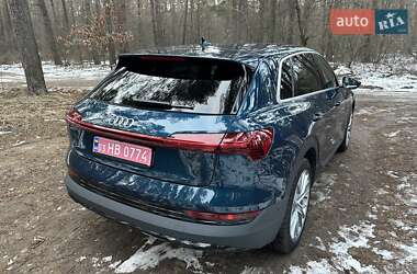 Позашляховик / Кросовер Audi e-tron 2022 в Києві