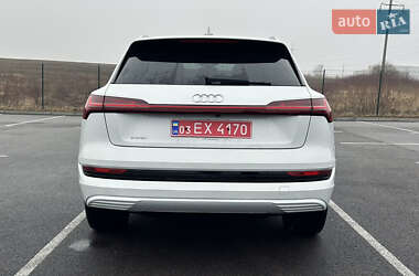 Универсал Audi e-tron 2019 в 