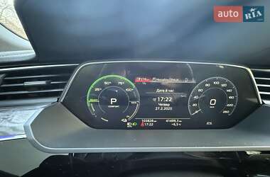 Внедорожник / Кроссовер Audi e-tron 2020 в 