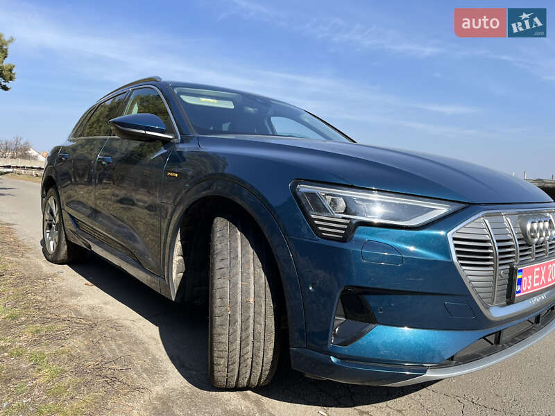 Внедорожник / Кроссовер Audi e-tron 2020 в Днепре