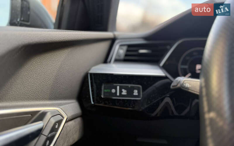 Внедорожник / Кроссовер Audi e-tron 2021 в Черновцах