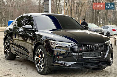 Внедорожник / Кроссовер Audi e-tron 2022 в Днепре